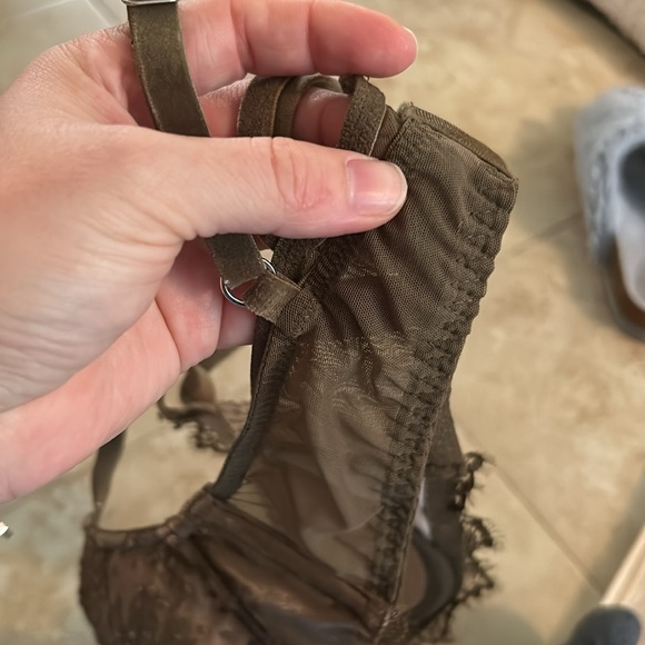 🪽😇🩶Victoria Secret Push Up Gorgeous Olive Lace - Picture 4 of 9